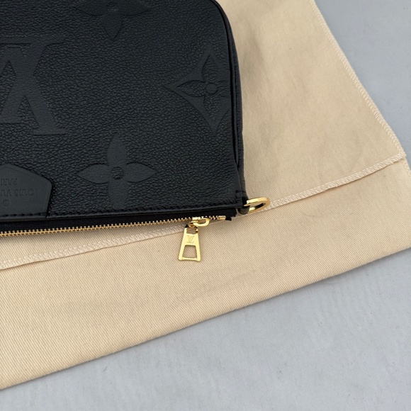 LOUIS VUITTON Empreinte Monogram Giant Multi Pochette Accessories Large … - Picture 9 of 10